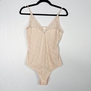 H&M Medium M Light Blush Pink Lace Bodysuit Tank Top Snap Bottoms Sheer Back